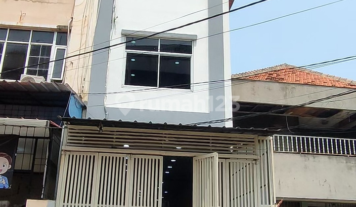 Ruko mangga besar 4,5 lantai, lp2512xxxxdes Ruko mangga besar 4,5 lantai, lp2512xxxxdes