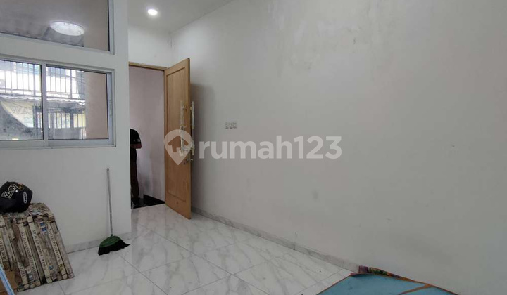 Rumah baru jelambar latumenten 5x15, lp25121xxxxmei 1