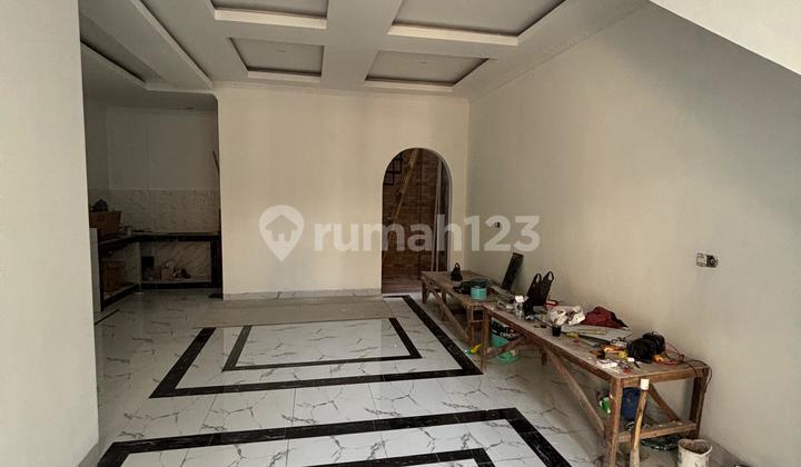 Rumah brand new Taman ratu 6x15, lp251211xxxxagt 2