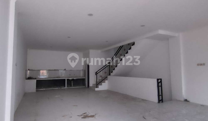 New house in Jembatan Lima, 3 floors, lp251211162may