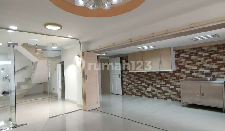 Rumah Hoek Tanjung Duren Luas 195 Meter, Lp25121xxxxmei