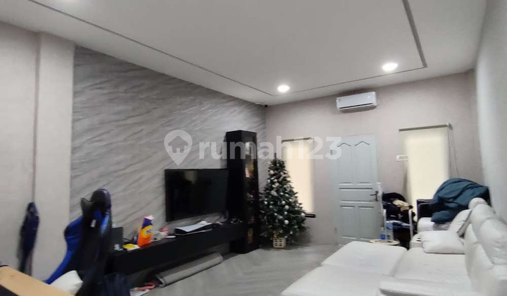 Rumah jelambar 3 lantai, lp2512116nov