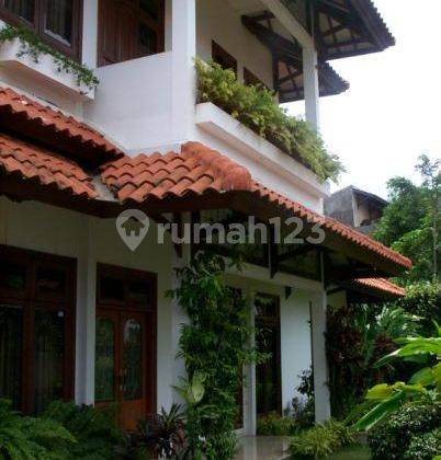 Rumah Mewah Kedaung 2 Lantai Fully Furnished Jakarta Selatan 2