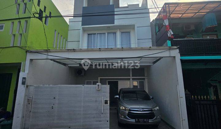 Dijual Cepat Rumah 3lt 3br SHM Dekat Mrt Asean Mampang Prapatan 1