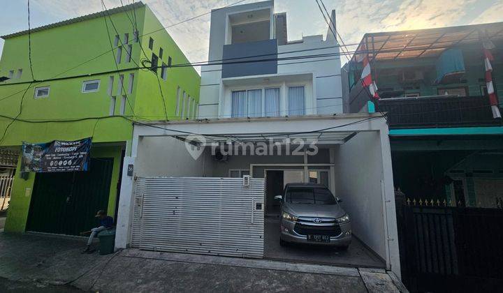 Dijual Cepat Rumah 3lt 3br SHM Dekat Mrt Asean Mampang Prapatan 2