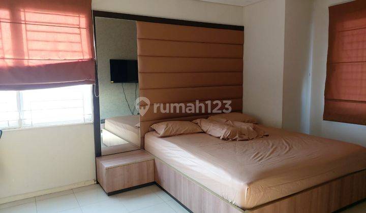 Sewa Apartemen Dekat Tanah Abang 2 BR Cosmo Terrace, Dekat Thamrin Dan Grand Indonesia 1