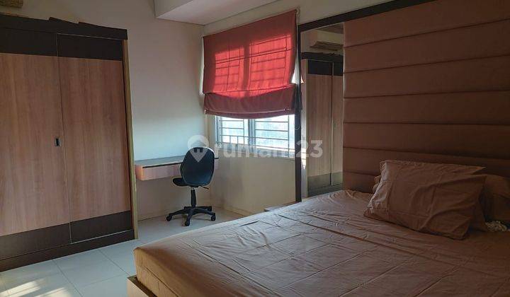 Sewa Apartemen Dekat Tanah Abang 2 BR Cosmo Terrace, Dekat Thamrin Dan Grand Indonesia 2