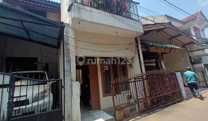 Dijual Rumah Cocok Untuk Kost 2 Lantai Hitung Tanah Kebayoran Baru Lokasi Strategis Hrga Mendekati Njop 2