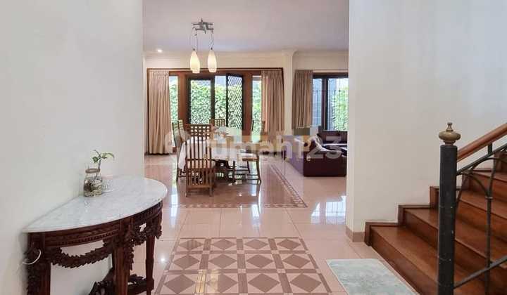 Rumah 2 Lantai Pondok Indah Dekat Area Perkantoran Dan Mall Rumah Cantik Furnished Siap Huni With Pool