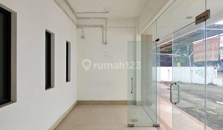 Ruko 3 Lantai Dan Mezzanine Benda Raya Kemang, Lokasi Strategis 2