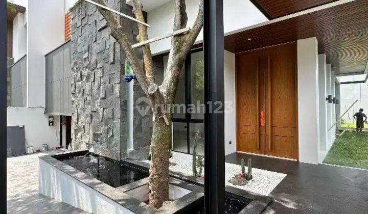 Rumah Modern Tropis Baru di Cipete, 5 Kamar Tidur, Private Pool 1