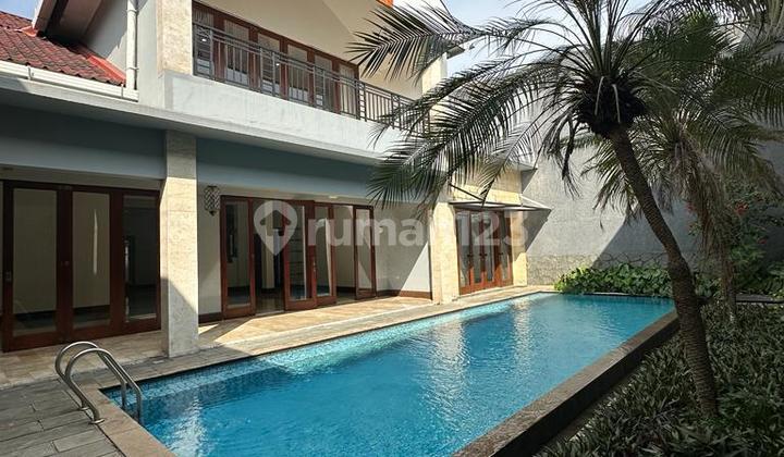 House For Rent In Dharmawangsa Strategic & Prime Location