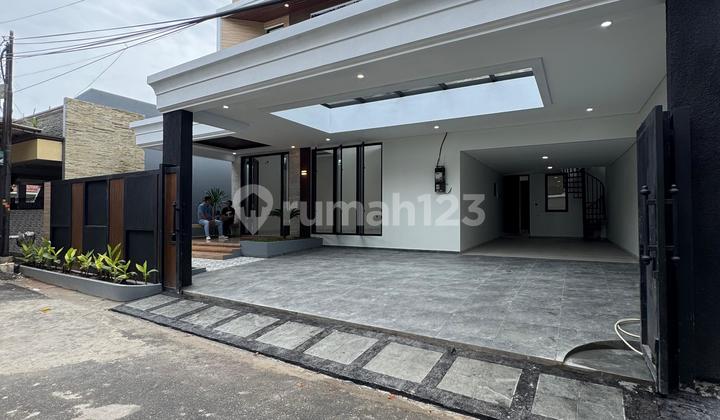 Rumah Mewah Brand New di Radio Dalam – Full Marmer, Kolam Renang 1