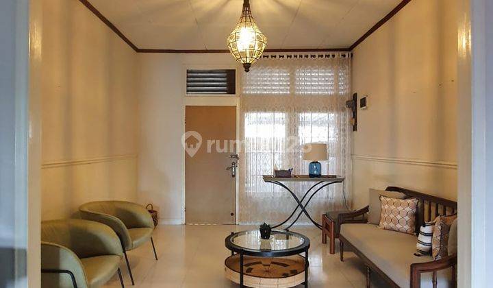 Rumah 2 Lantai di Kebayoran Baru, 5 Kamar, Lokasi Strategis 1