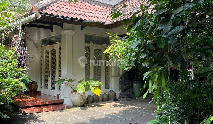 Rumah Mewah Hang Tuah Kebayoran Baru SHM Kolam Renang, Harga Nego 1