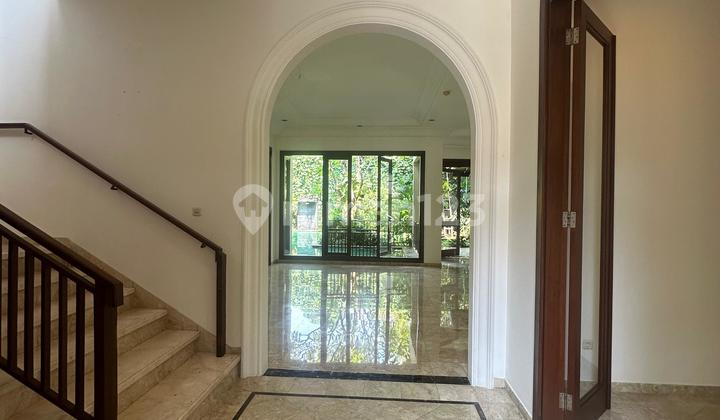 Rumah 2 Lantai di Komplek Eksklusif Kemang Strategis, Taman Asri 2