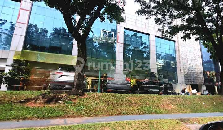 For Sale Shop House in Bintaro at a Highly Strategic Location in the Bintaro Area for Business, Kebayoran Arcade Shop House. 2