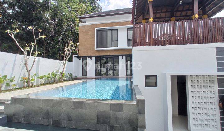 Dijual Villa Jogja 2 Lantai 2