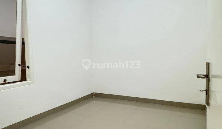 Dijual Rumah berlokasi di Graha Indira, Citra Raya 2