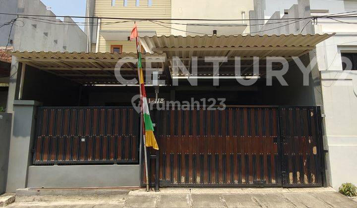 RUMAH CANTIK SIAP HUNI 2 ½ LANTAI DI BENDUNGAN HILIR  1