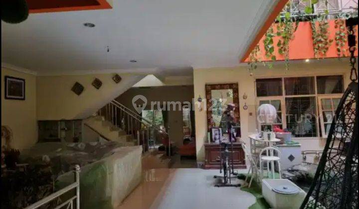 Rumah Cantik DiSewa  Di Utan Kayu Jakarta Timur  1