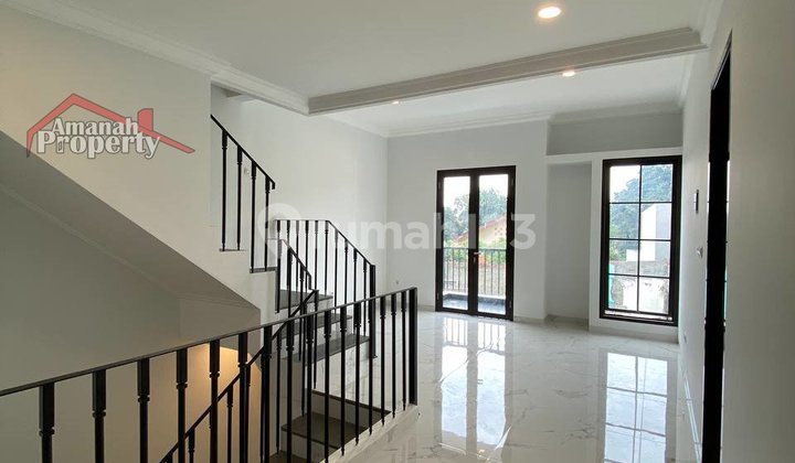 Rumah Cantik Gaya Klasik di Setu Cipayung Jaktim Dekat Tol Lrt