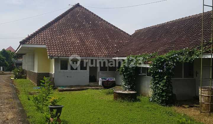 Cheapest In The Heart of Batu City, Spacious Land, Affordable Vintage Building 2