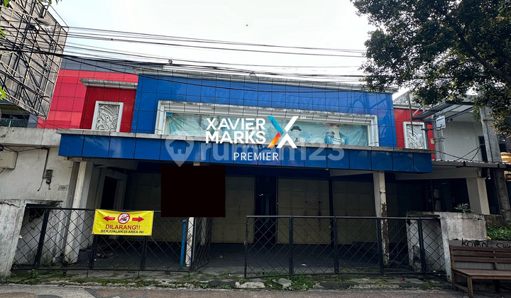 Rare in the Heart of Malang City, 3-Story Alun-Alun Building Ready to Use