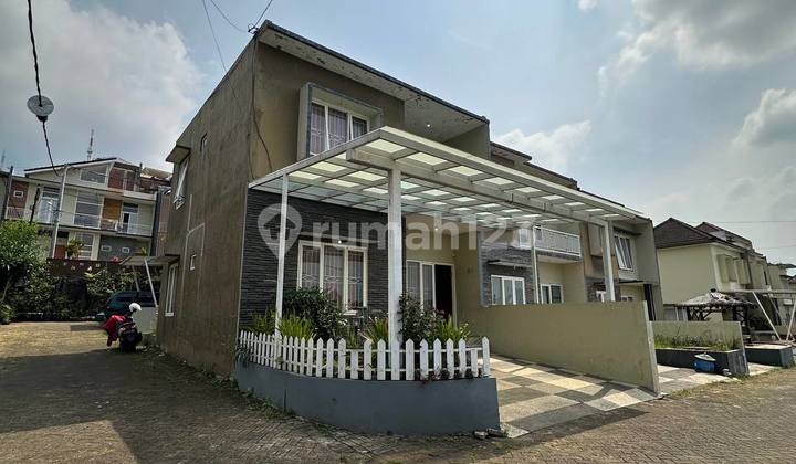 Auto Cuan Villa Aktif Disewakan Di Kota Wisata Batu Siap Pakai