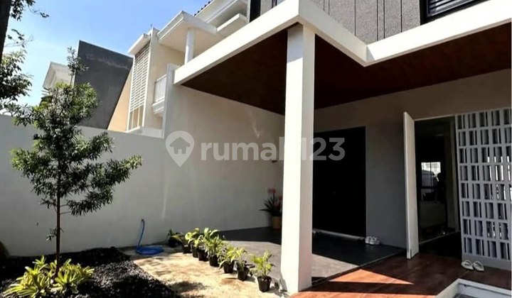 Baru Gress Ada Kolam Renang Pribadi Araya Golf Modern Siap Huni 2