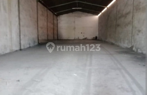 Cheap Warehouse Mutiara Margomulyo Indah Near Port Suri Mulia Cheap Warehouse Mutiara Margomulyo Indah Near Port Suri Mulia