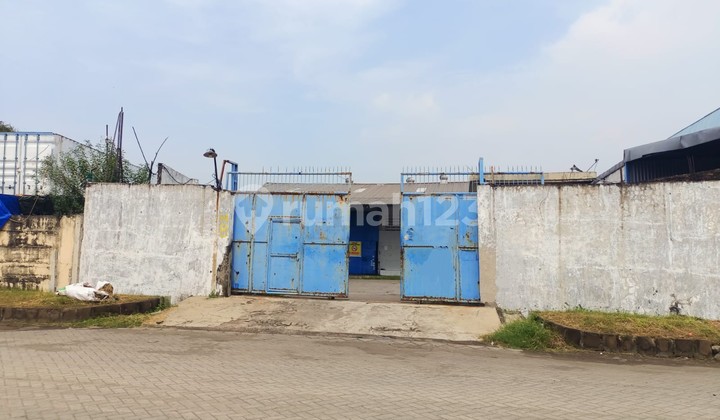 Affordable Warehouse Margomulyo Suri Mulia Near Perak Port Toll Road Affordable Warehouse Margomulyo Suri Mulia Near Perak Port Toll Road