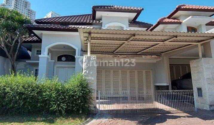 Murah Rumah 2 Lantai Villa Regency Pakuwon Indah Surabaya 1