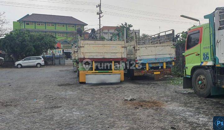 Gudang Raya Trosobo Krian Sidoarjo Jalan Komersial MCdonald  2