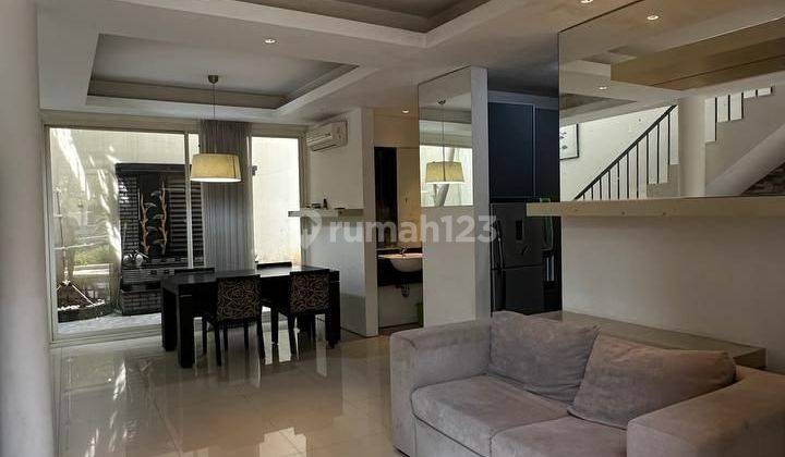 Rumah Cantik Furnish Dian Istana bersebelahan Graha family 2