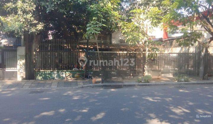 Rumah Jalan Raya Arjuno Surabaya dekat Tidar, kedungdoro 2