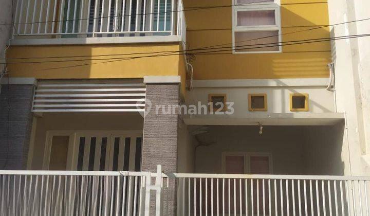 Rumah Murah 2,5 Lantai Simpang darmo permai selatan dekat Raya Hr Muhammad 1