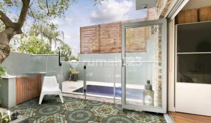 Rumah Usaha Jalan Kartini Dekat Raya Darmo, Diponegoro 1