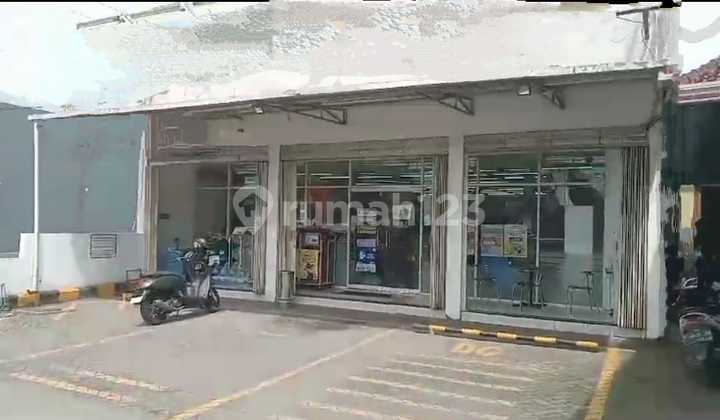 Rumah Usaha Mini Market Raya Balongpanggang Gresik Strategis