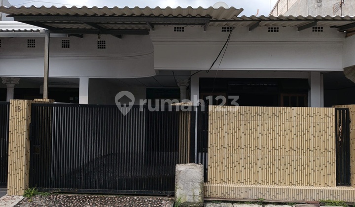 Affordable Darmo Permai Utara House Near Hr. Muhammad Modern Market 1