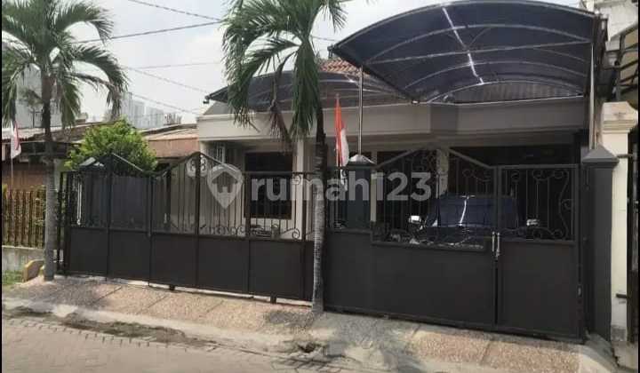 Rumah Murah Lokasi Bagus Simpang Darmo Permai Utara Dekat Papaya