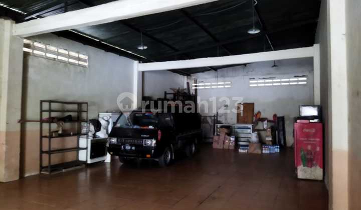 Cheap Shop House in East Dukuh Kupang Near Mayjen Sungkono Ciputra