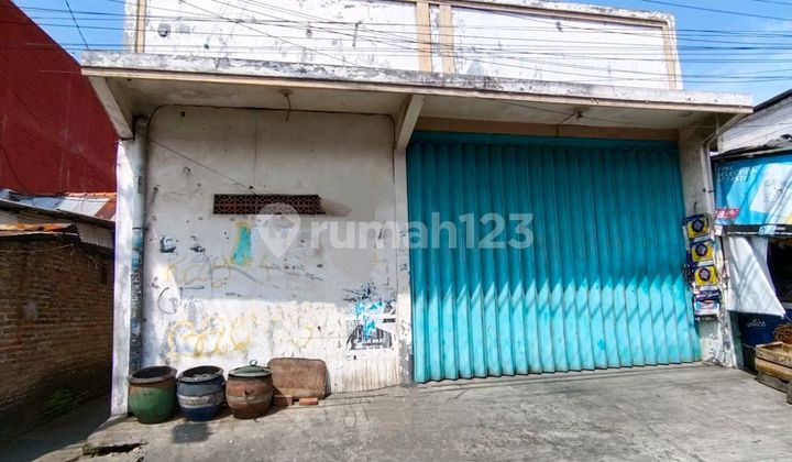 Cheap Shop House in East Dukuh Kupang Near Mayjen Sungkono Ciputra