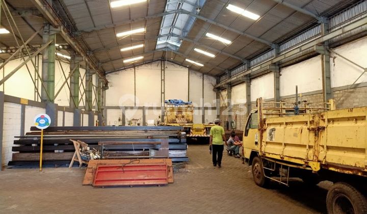 Gudang Margomulyo Angtropolis Dekat Suri Mulia, Pelabuhan 