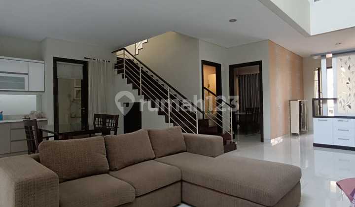 Rumah Murah Graha Famili Full Furnished Dekat Pakuwon Mall 2