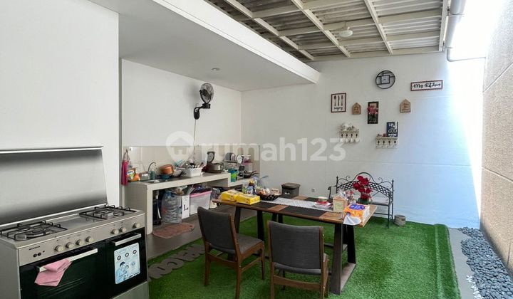 Rumah Bagus Murah 2 Lantai Greenlake Citraland Wiyung  2