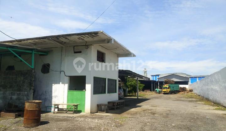 Mayjen Sungkono Warehouse, Kebomas, Gresik Mayjen Sungkono Warehouse, Kebomas, Gresik