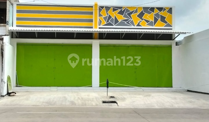 For Rent: Newly Built Row Shophouse on Main Street, Rengasdengklok. 1