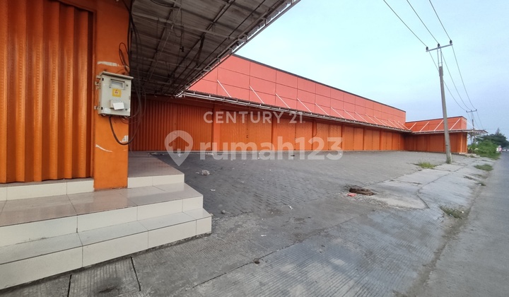 For Sale: Commercial Space in a New Building in Rengasdengklok, Karawang.