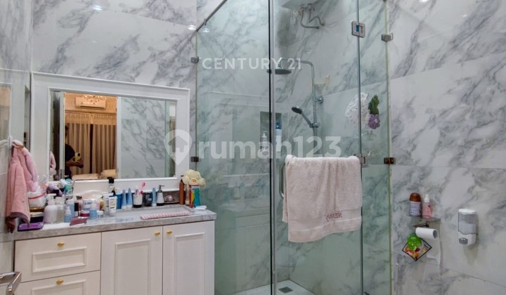 For Sale Newly Built 3-Year-Old Luxury Furnished House in South Jakarta 2